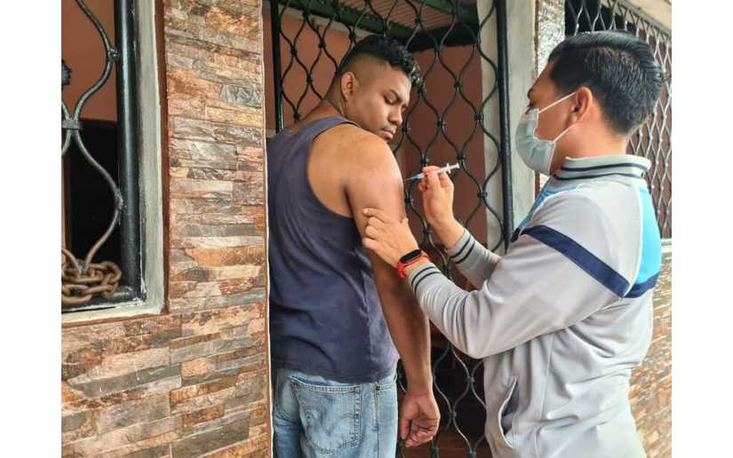 Realizan vacunación contra el Covid en Waspán Sur