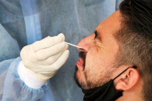 Ministerio de Salud explica suspensión de la prueba PCR, para ingresar al país