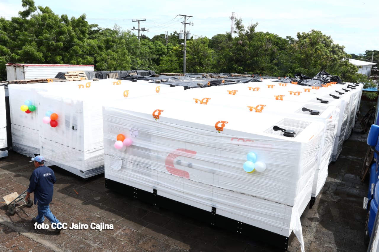 Minsa entrega generadores eléctricos a 21 hospitales de Nicaragua
