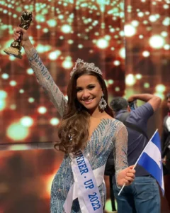 Miss Teen Mundial 2022: Leylani Leytón se corona como Virreina del concurso