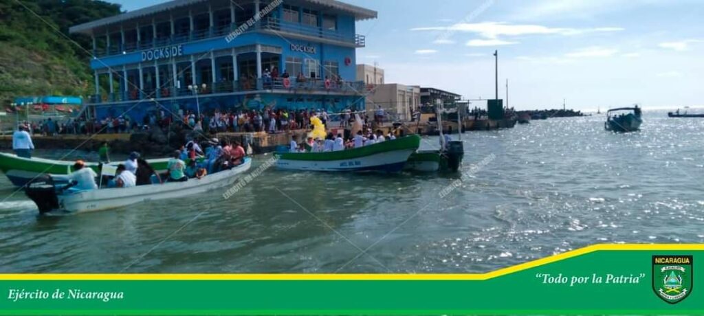 Ejército brinda protección a peregrinación acuática