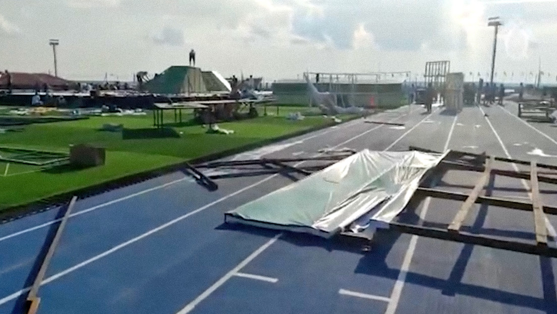 Fuertes vientos dejan al menos 18 heridos tras derribar estructuras deportivas en Rusia