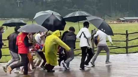 Un prometido muere por la caída de un rayo durante una sesión de fotos antes de la boda