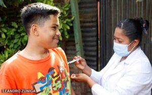 Minsa continúa inoculando contra el Covid-19 en Managua