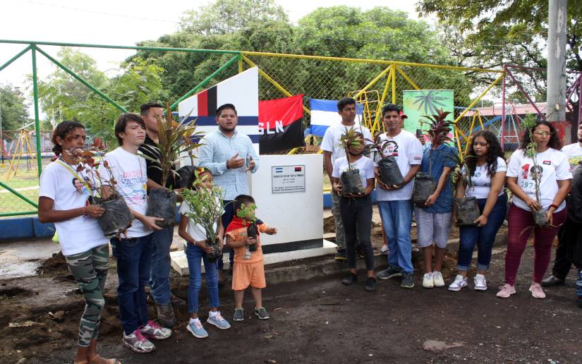 Movimiento Ambientalista Guardabarranco realiza jornada de reforestación en Managua
