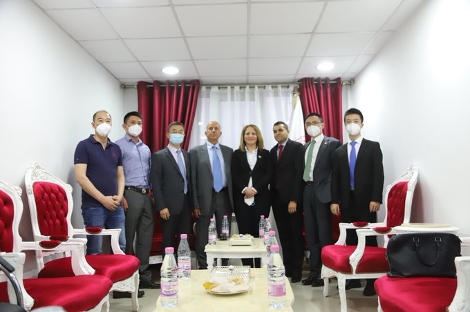 China condona deuda bilateral de 17 países africanos