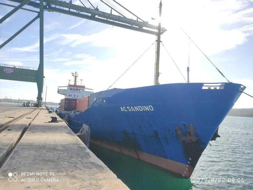 Arriba a Cuba barco con alimentos donados por Nicaragua tras tragedia en Matanzas