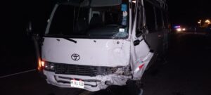 Fuerte colisión entre dos vehículos deja un fallecido en carretera a Tipitapa