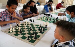 Alcaldía impulsa torneo de ajedrez en Managua