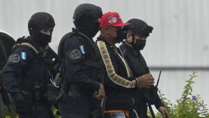 Honduras extradita a EE.UU. al capo José Luis Oliva, conocido como 'El señor de los cielos