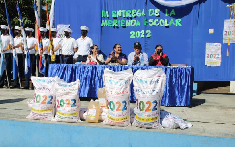 Paquetes de merienda escolar son entregados en colegios de Ciudad Sandino