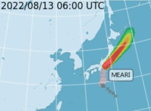 El tifón Meari toca tierra cerca de Tokio