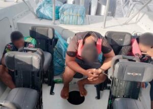 Dos nicaragüenses y un tico son capturados con 1.300 kilos de marihuana en Puntarenas