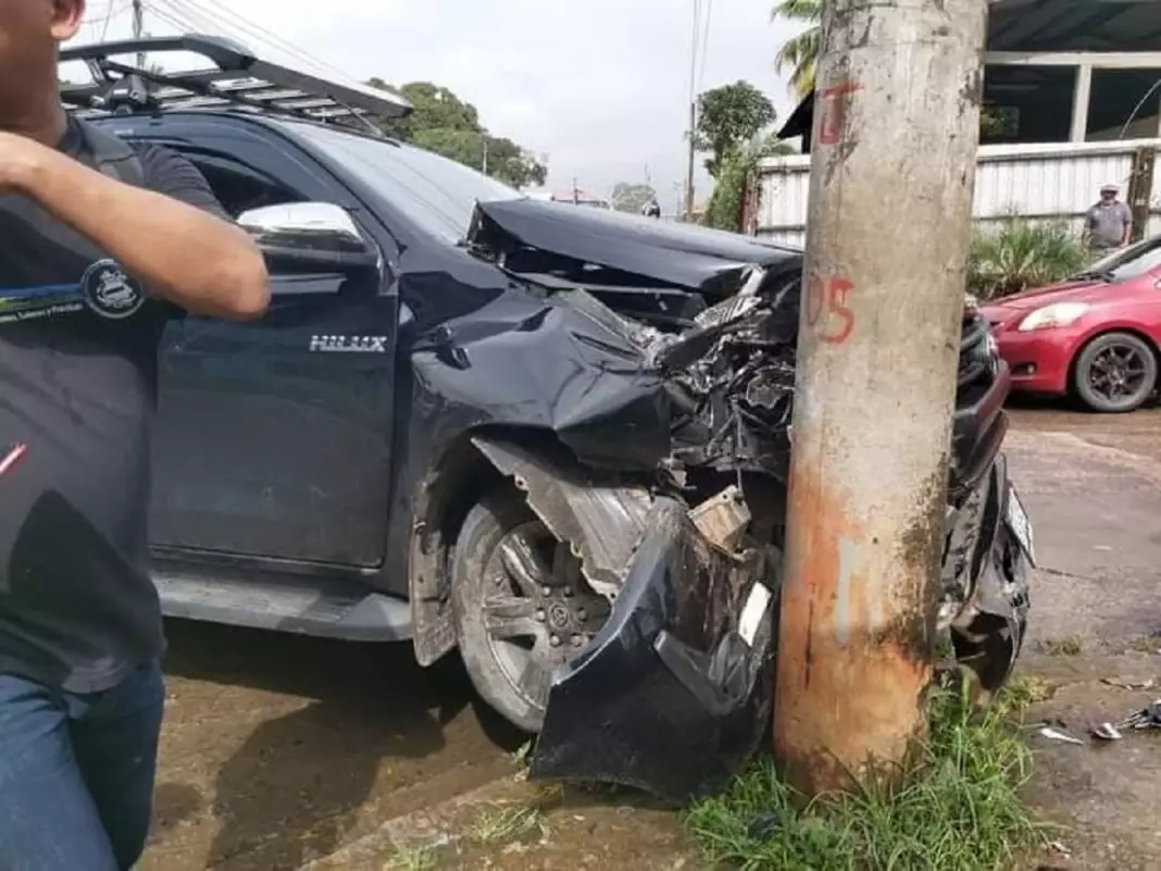 Irrespetar el alto deja como saldo la colisión de dos vehículos en Bluefields