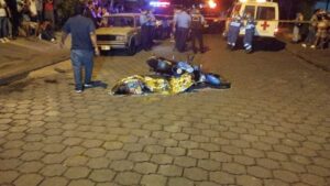 Mujer fallece arrollada por una motocicleta en San Judas