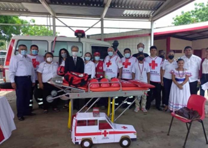 Entregan ambulancias e insumos médicos a Cruz Roja de Tipitapa