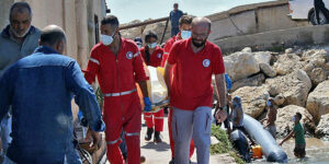 Al menos 73 migrantes muertos tras naufragio frente a Siria de barco que zarpó de Líbano