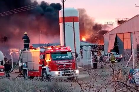 Tres muertos por explosión en una refinería en provincia argentina de Neuquén