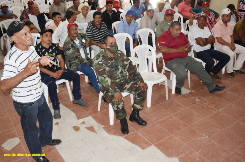 Comando Militar Regional se reúne con productores de Bilwi