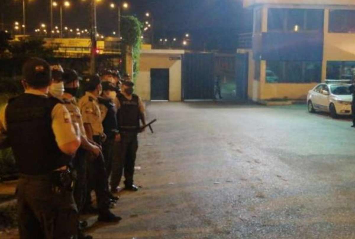 Al menos tres heridos tras un nuevo enfrentamiento en la mayor cárcel de Ecuador