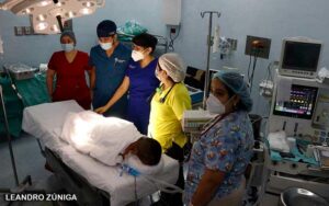 Hospital La Mascota realiza la primer jornada de Neurocirugía Oncológica