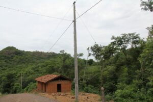Llevan energía eléctrica a una comunidad de Matagalpa