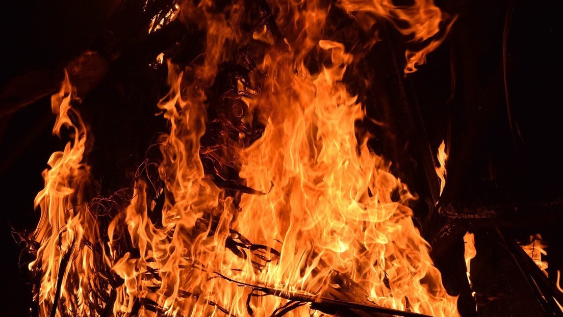 Una anciana es quemada viva en Filipinas por sus familiares en un asesinato ritual￼￼