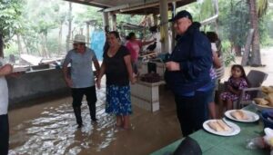 Julia ya provoca inundaciones en zonas vulnerables de Honduras