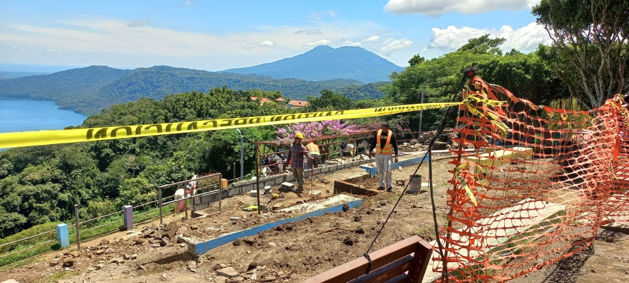 Ejecutan obras de ampliación en el Mirador de  Catarina