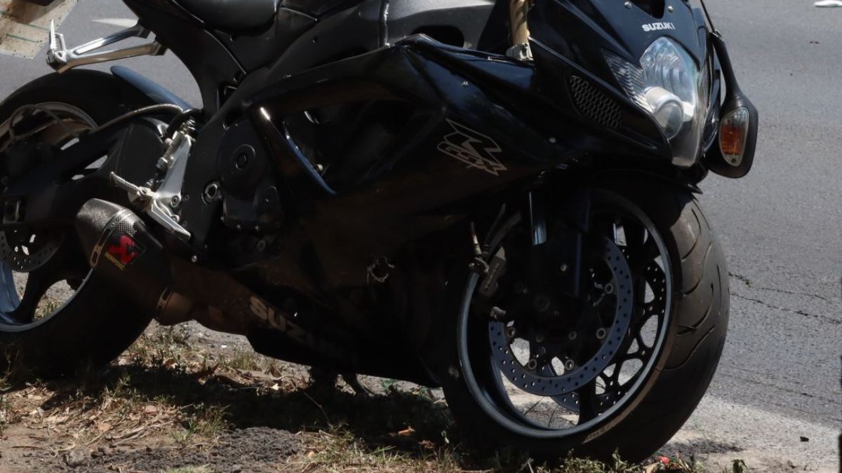 Motociclista resulta lesionado por un taxi en Masaya