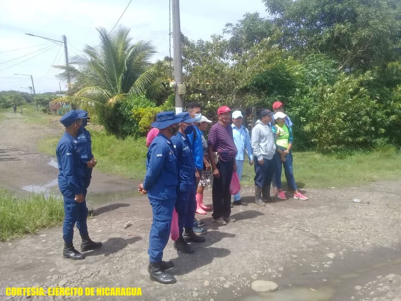 Ejército y Minsa fumigan 126 viviendas del departamento de Rivas