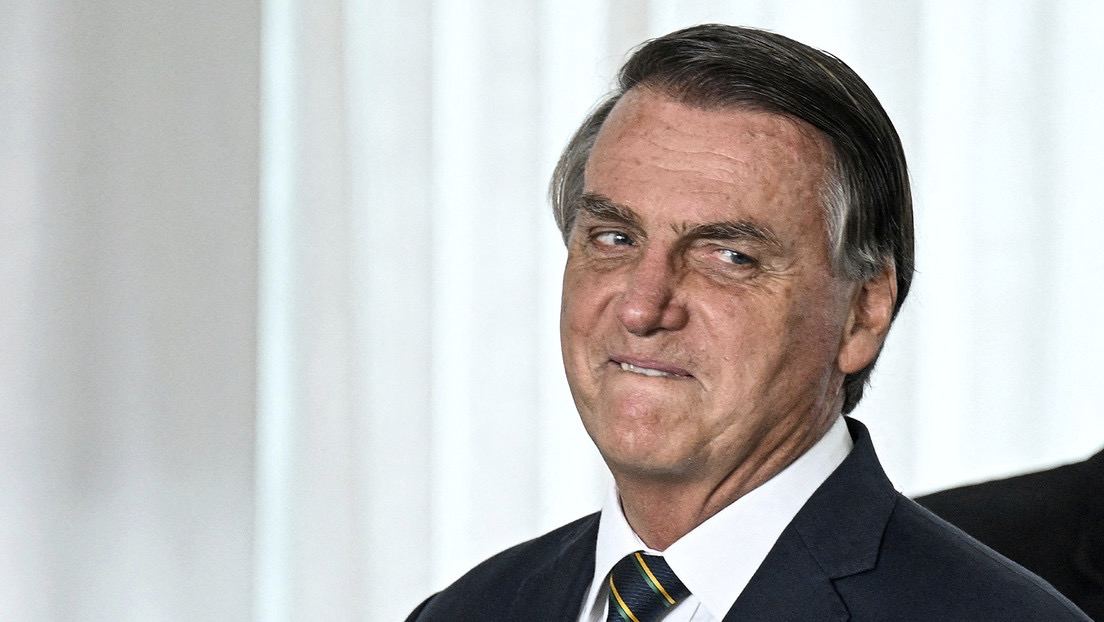 Bolsonaro acusa en Tribunal que Lula manchó su honor