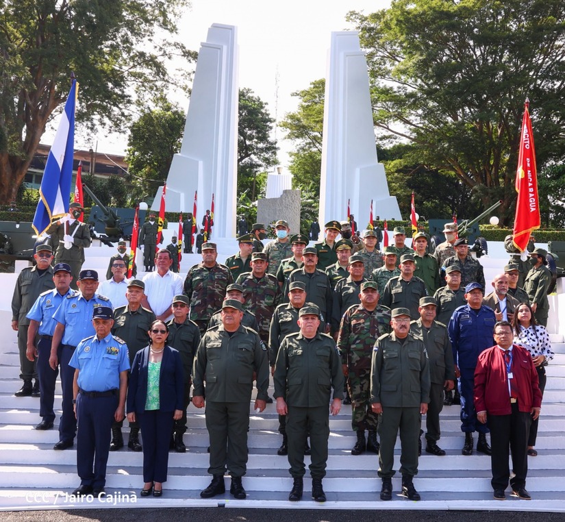 Honran memoria a los soldados que han dado su vida por la patria