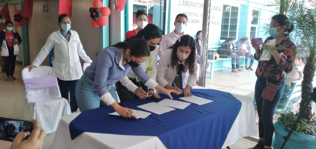 Inicia reemplazo del pasillo central del hospital Manolo Morales