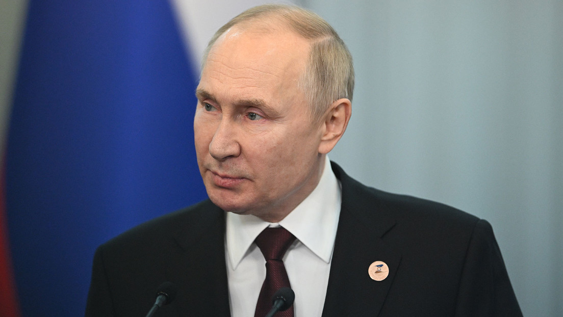 Putin presenta ante la Comisión Electoral Central rusa los documentos para participar en las elecciones