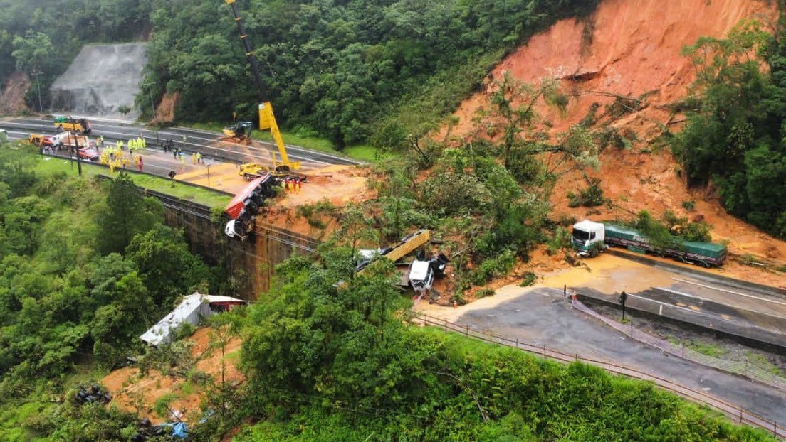 Al menos siete muertos y miles de desplazados por lluvias en Brasil