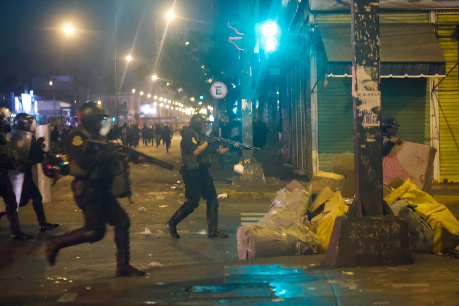 Ascienden a 60 los muertos en las protestas masivas en Perú