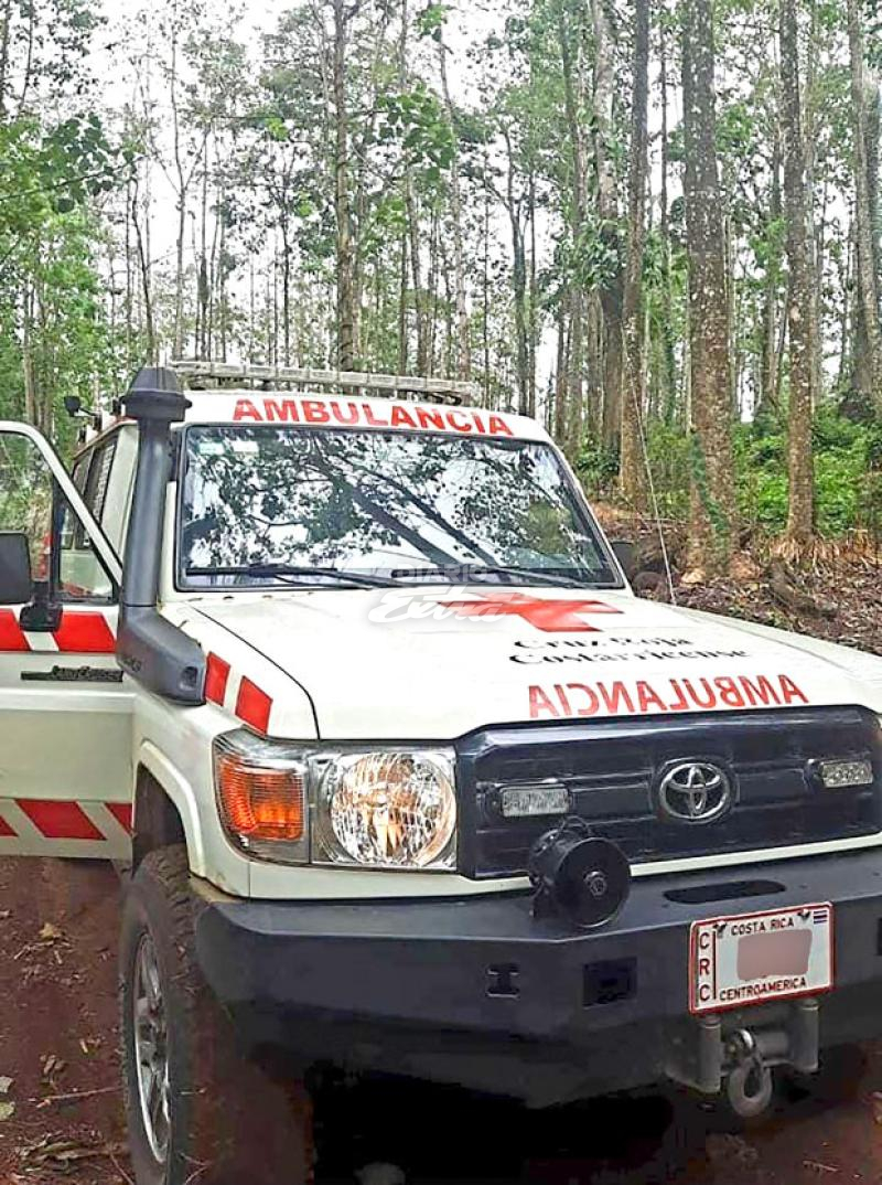 Fallece nicaragüense tras caerle un árbol en Costa Rica