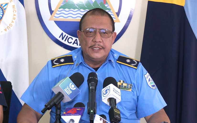 Más de 10 mil dueños de caponeras en asambleas con la Policía Nacional