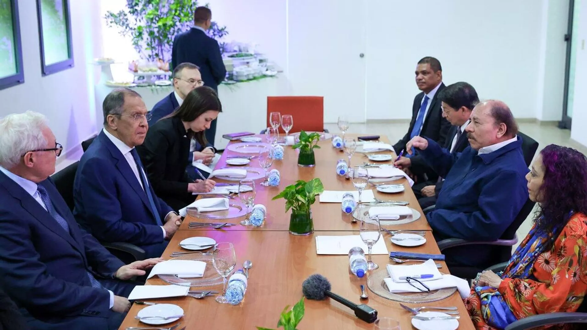 Lavrov se reúne con Daniel Ortega en Nicaragua