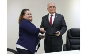 BCN y UNI suscriben convenio para mejorar la colaboración académica