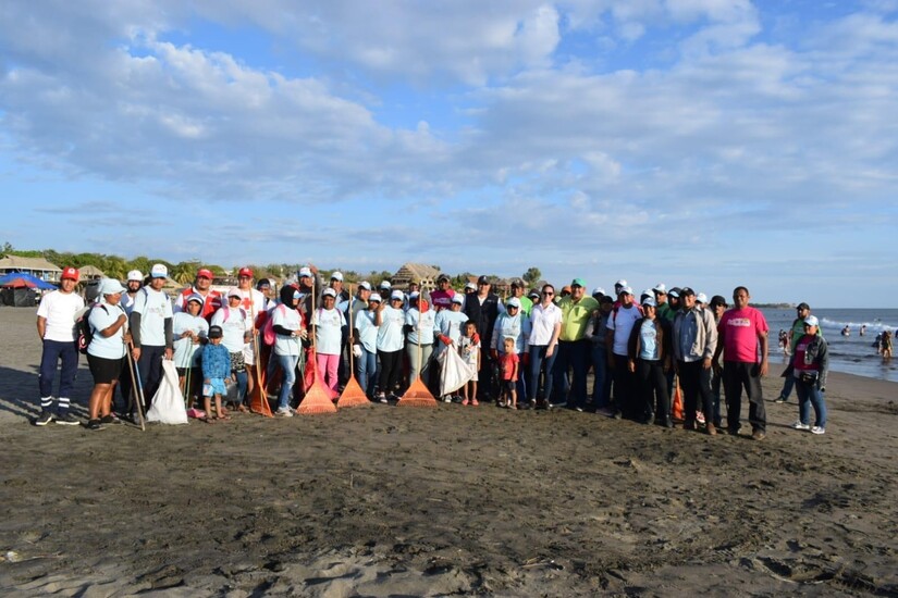 Más de 20 mil personas en limpieza de balnearios, playas y sitios recreativos