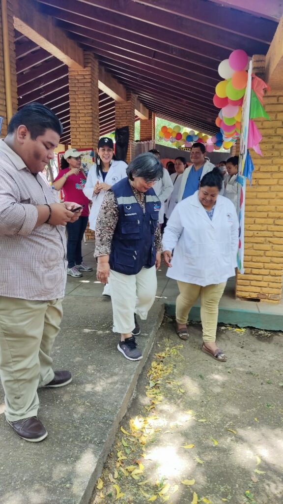 Ministra de Salud recorre El Trapiche para constar medidas de higiene y seguridad