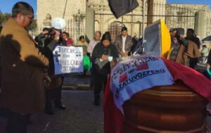 Asciende a 69 número de muertos en Perú debido a protestas