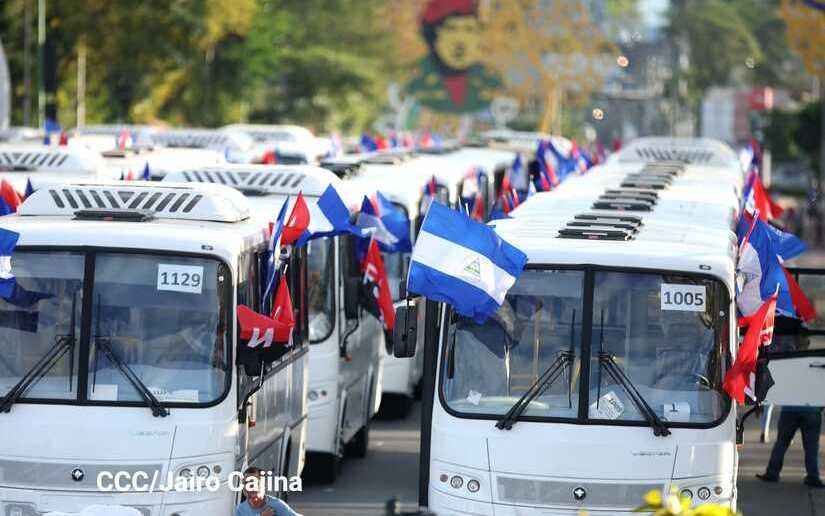 Comandante Daniel entregará buses rusos a transportistas esta tarde