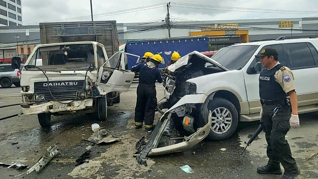Sicarios asesinan a cuatro personas en el velorio de un agente que fue acribillado en Ecuador
