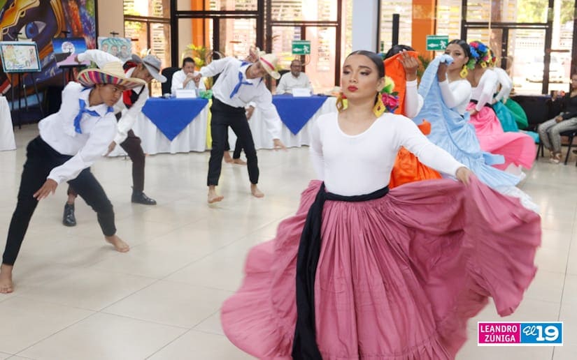 Gobierno ha atendido a más de 200 mil niños en programas Arte, cultura y tradición