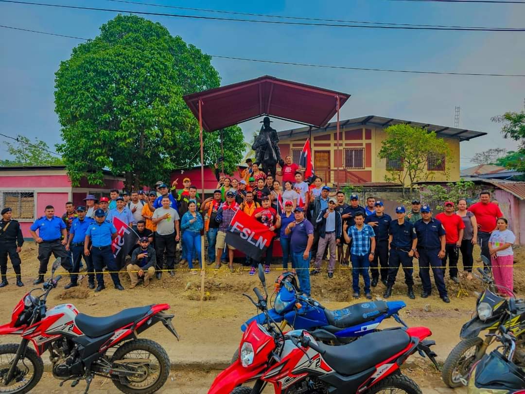 Familias sandinista celebran con dianas el natalicio de Sandino