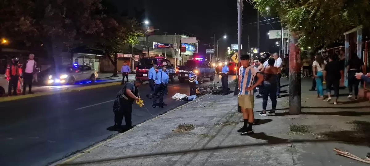 Motociclista atropella y mata a joven en la Colonia Centroamérica