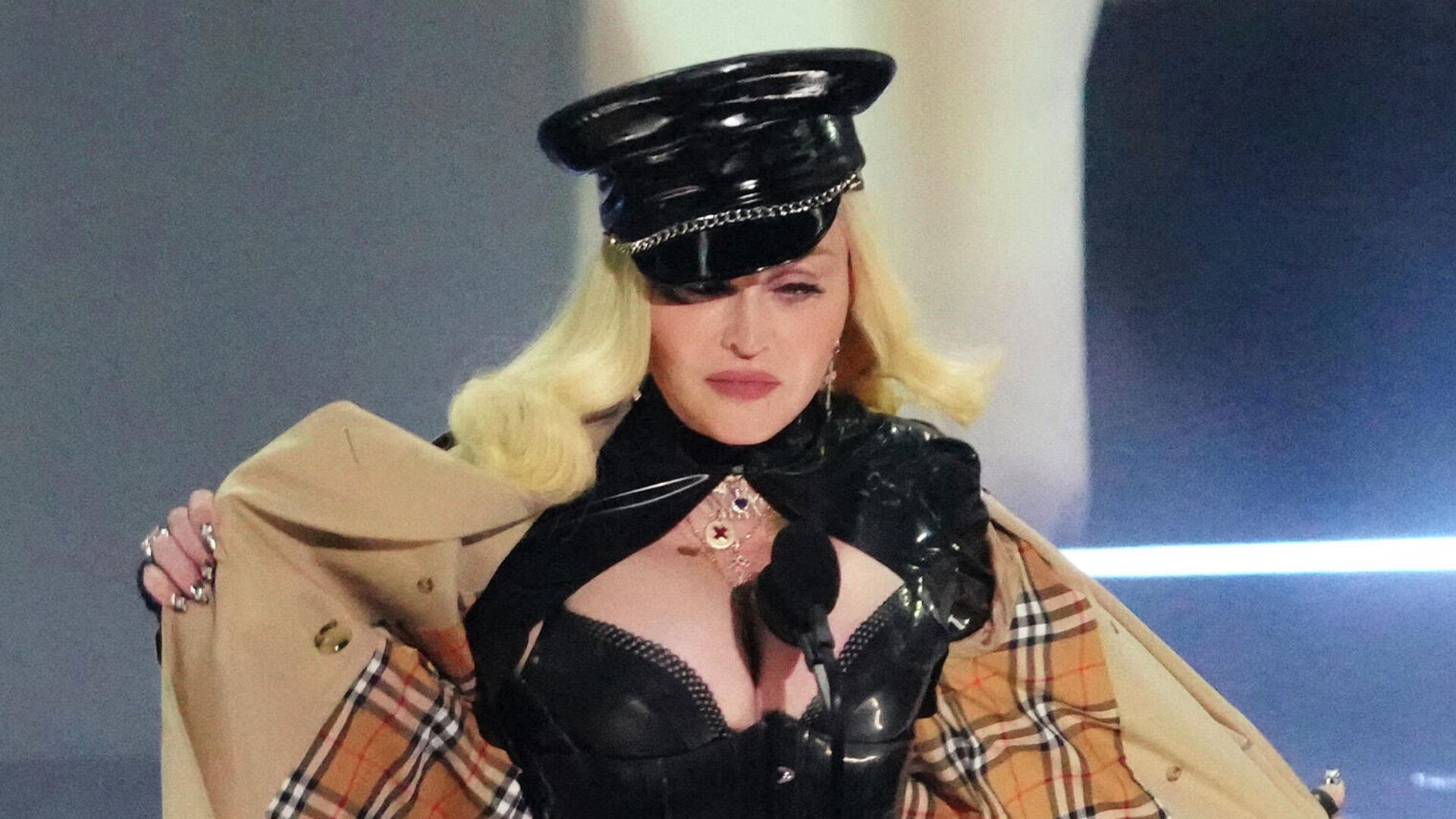 Madonna pospone su gira por una infección que la llevó a cuidados intensivos